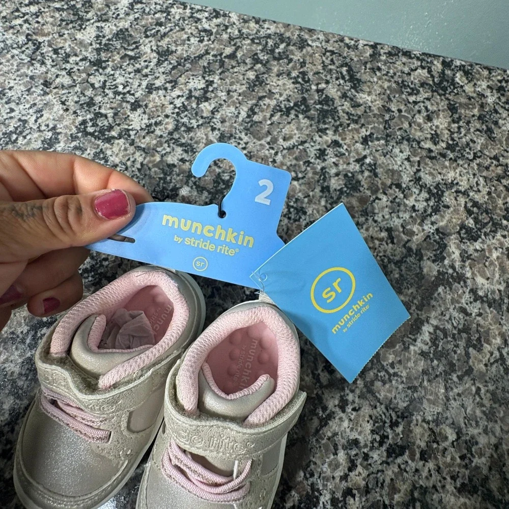 Stride Rite munchkin by
